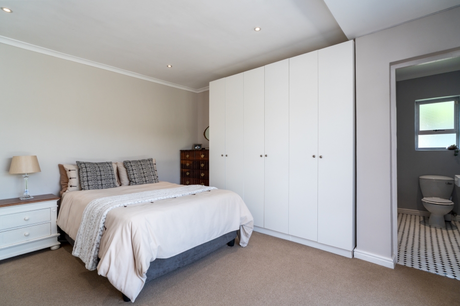 4 Bedroom Property for Sale in Kommetjie Western Cape
